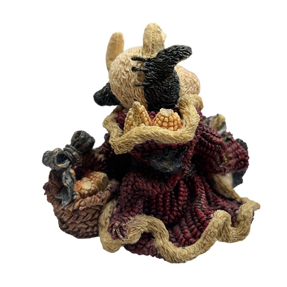 Vintage 1994 Boyd’s Bears & Friends Ho!Ho!Ho! Merry Christ-Moo-s! Figurine - Picture 3 of 5